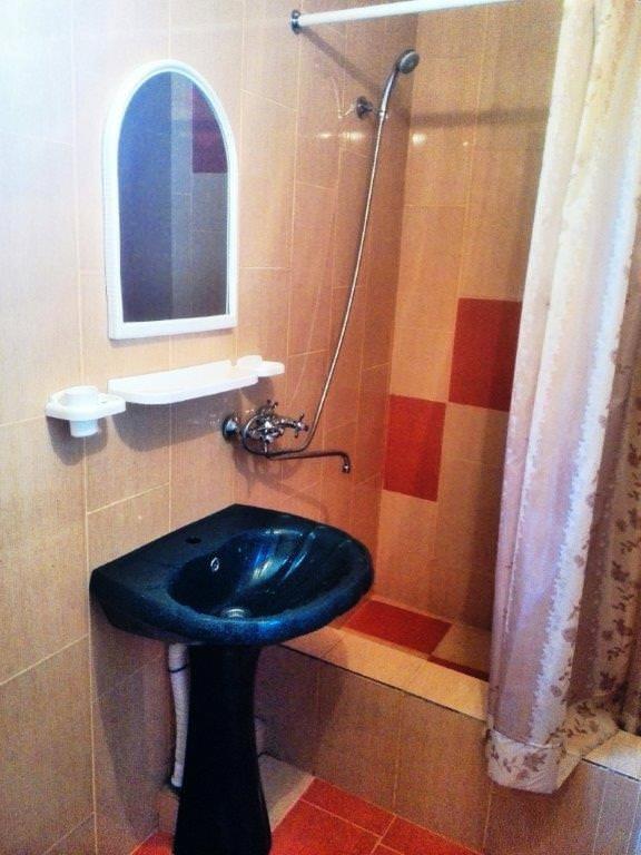 מלון סוקהום Гостевой Дом Ирина מראה חיצוני תמונה
